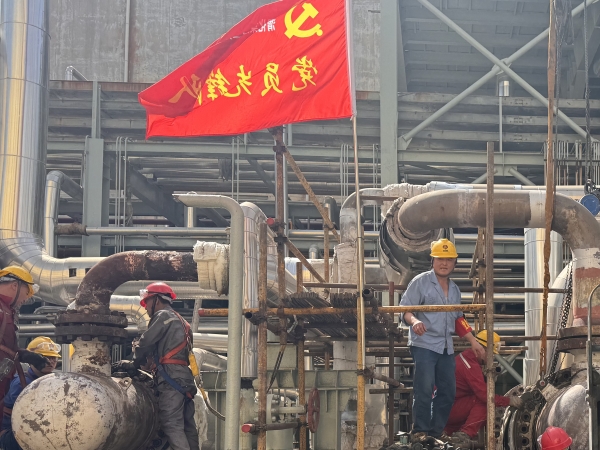 221745302606329373.jpg 先锋旗语2.jpg
